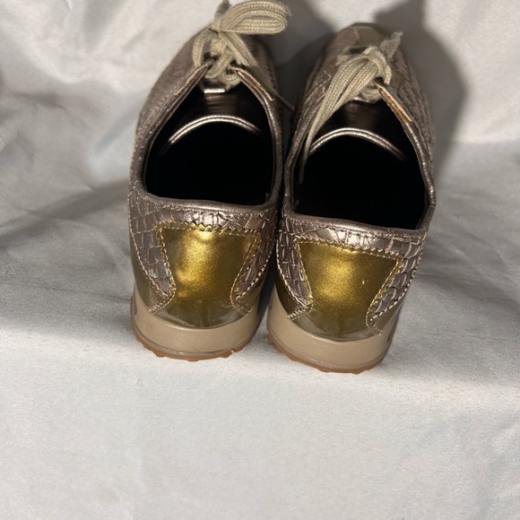 Cole Haan Gold Air Nike sneakers Size 6B - Picture 3 of 10